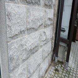 kamien murowy, kamien elewacyjny, mury z kamienia, boniowka granitowa