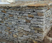Płytki granitowe na mury